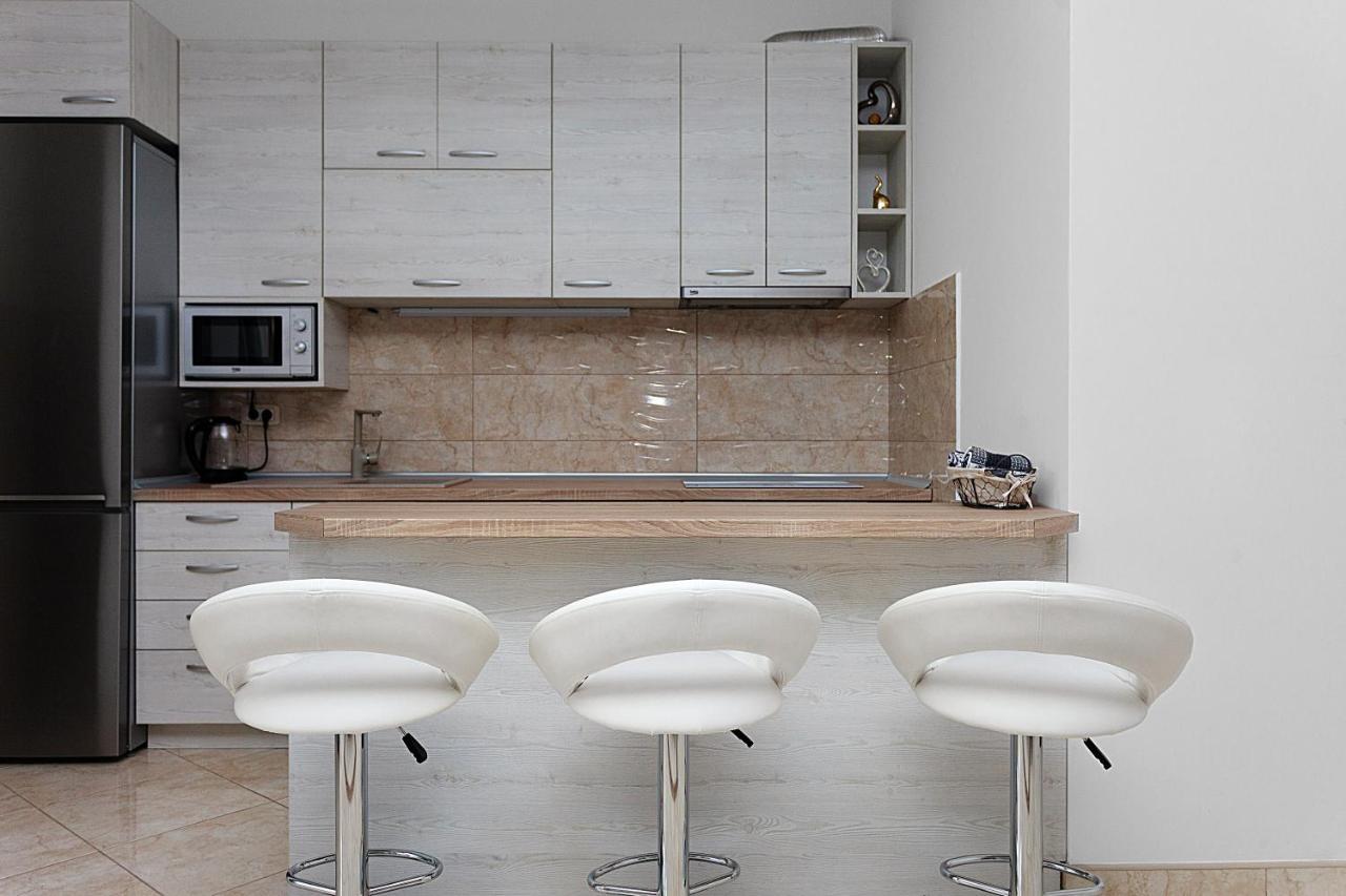 Three Bedroom Spacious Apartment Anatolia Budva Luaran gambar