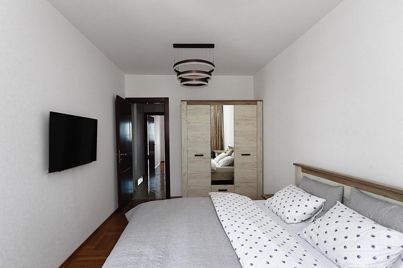 Three Bedroom Spacious Apartment Anatolia Budva Luaran gambar